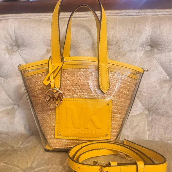 Authentic Michael Kors 5 way bag . - Picture 2 of 7